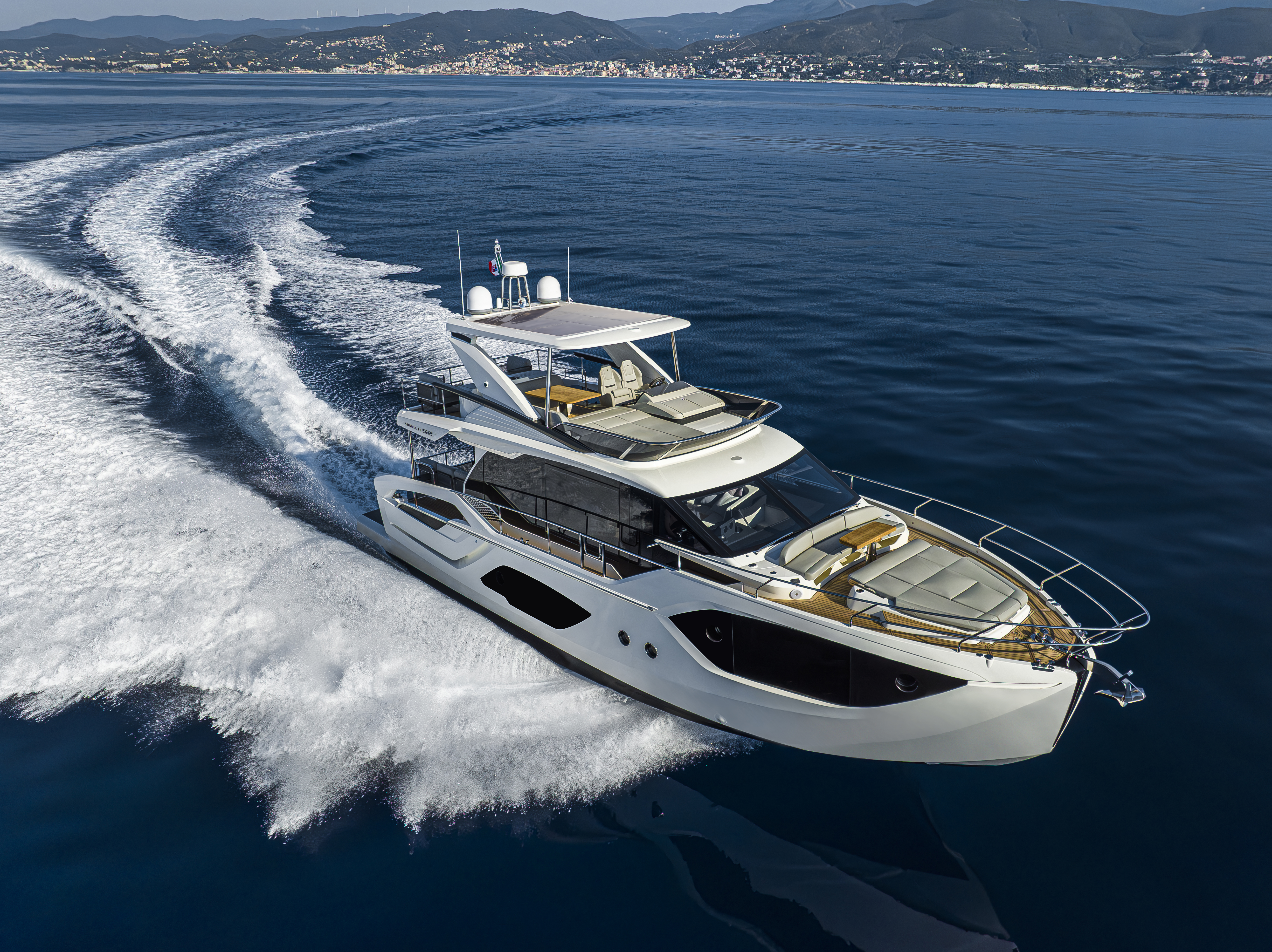 52 FLY VIP cabin — double berth, sea view, LED ceiling