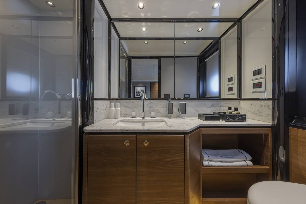 Absolute Navetta 75