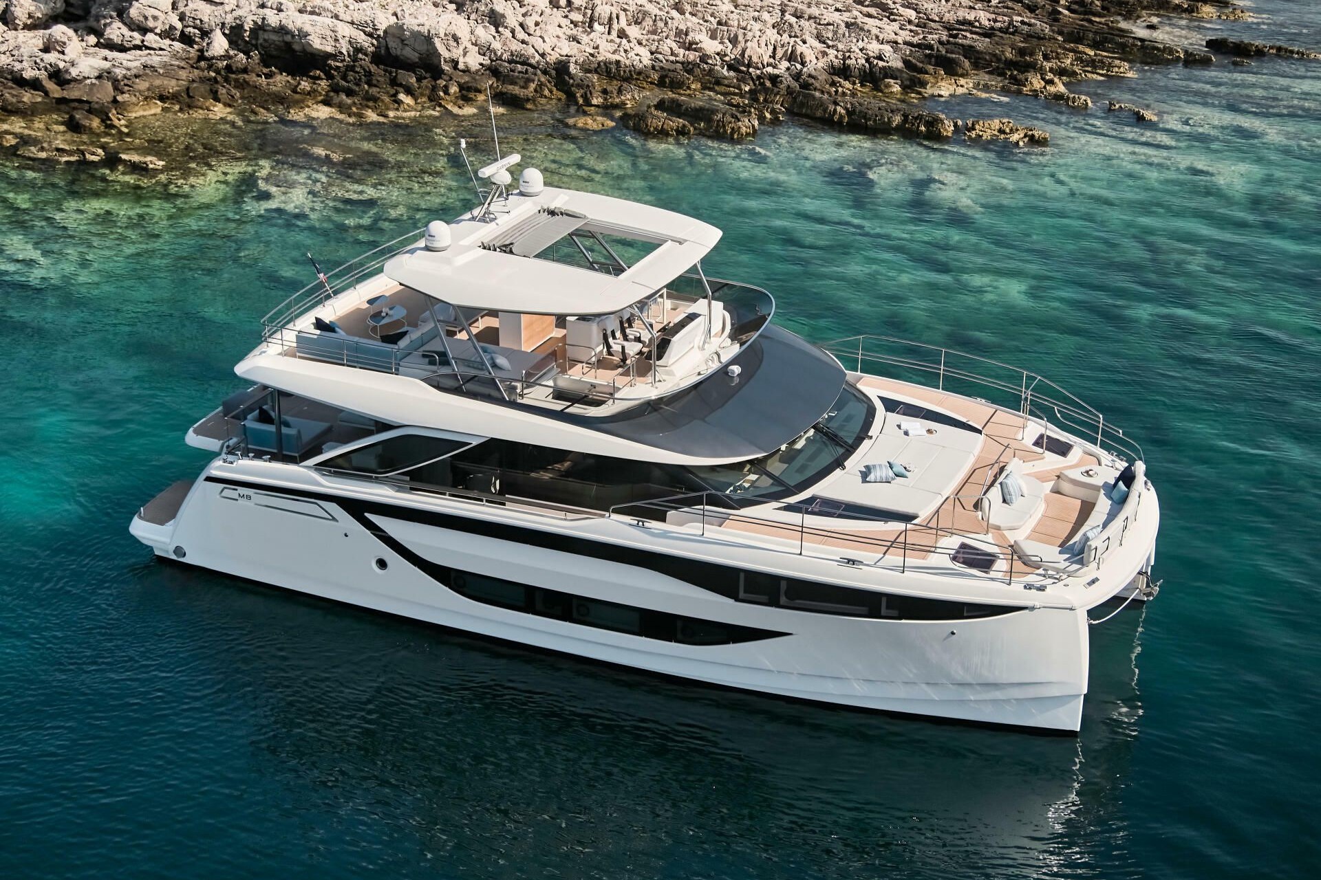 Prestige M8 EVO on the water