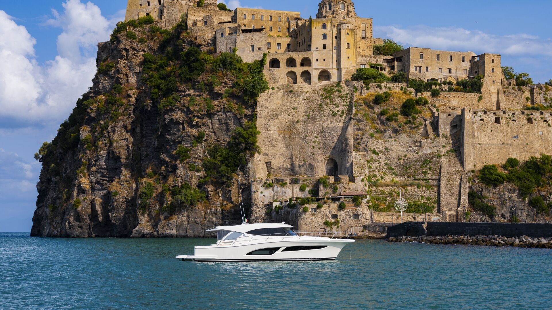 Riviera 465 SUV – Riviera 465 SUV Anchored 07