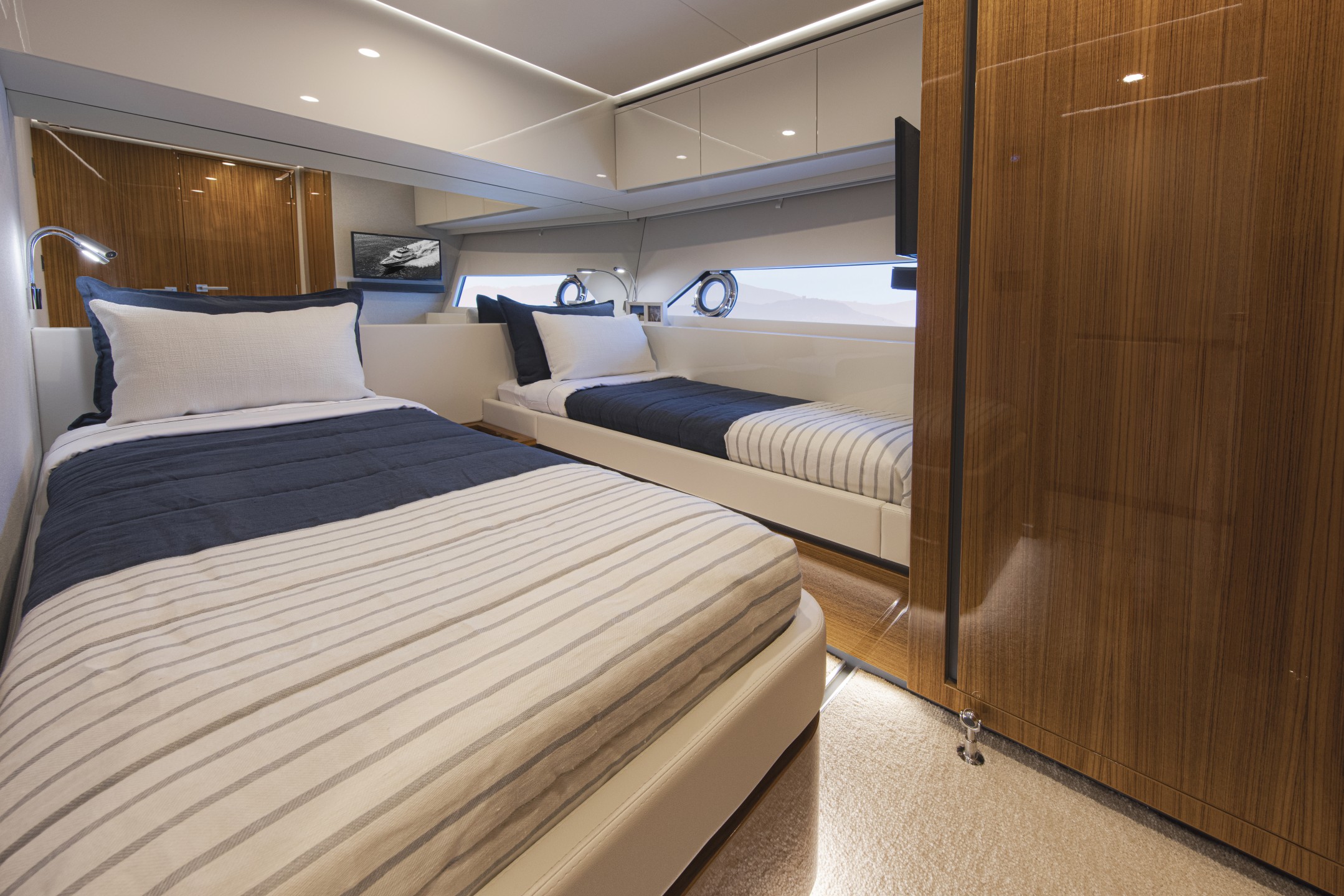 Riviera 78 MY – Riviera 78 Motor Yacht Port Stateroom   Gloss Teak Timber Finish 02