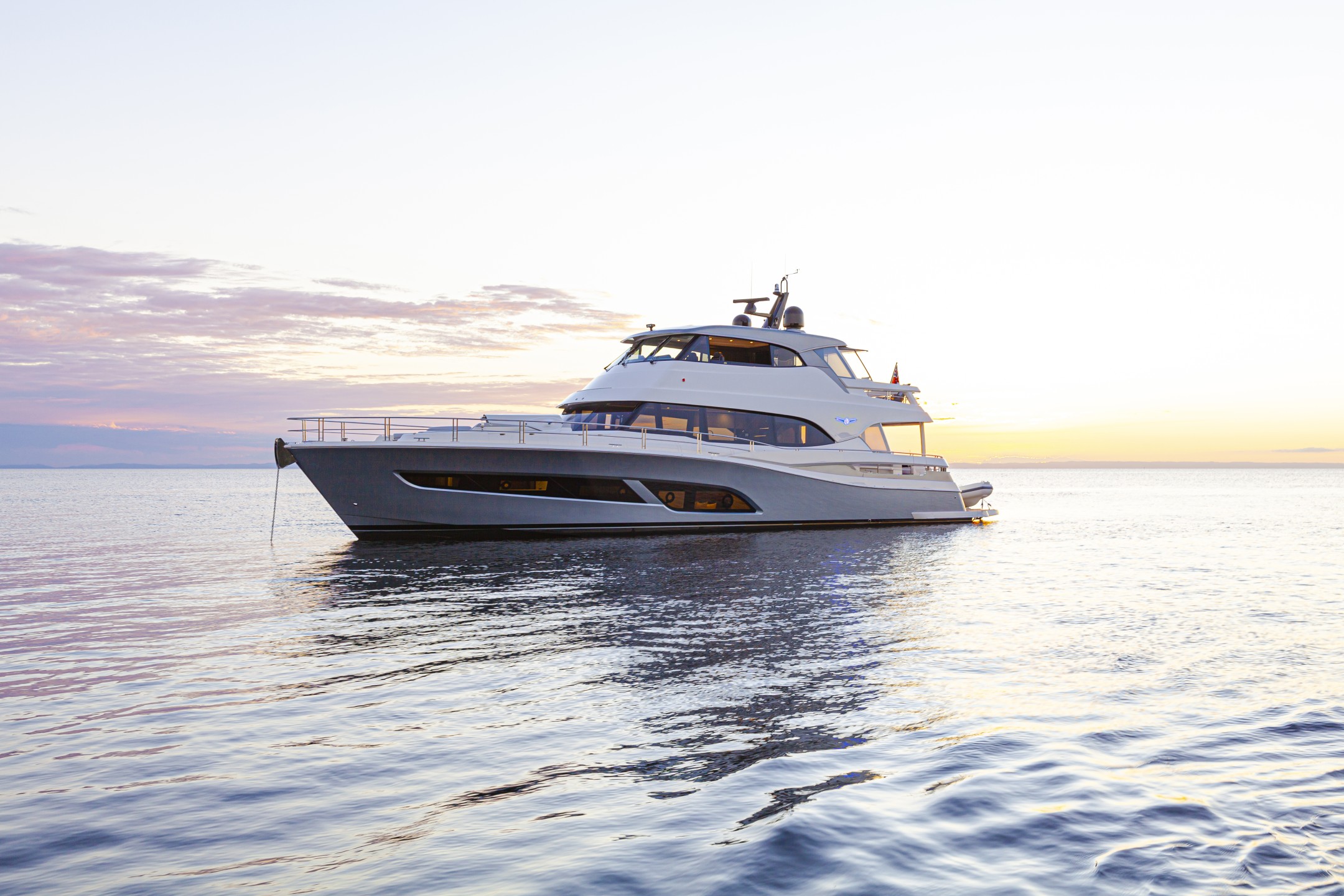 Riviera 78 MY – Riviera 78 Motor Yacht Sunset 01