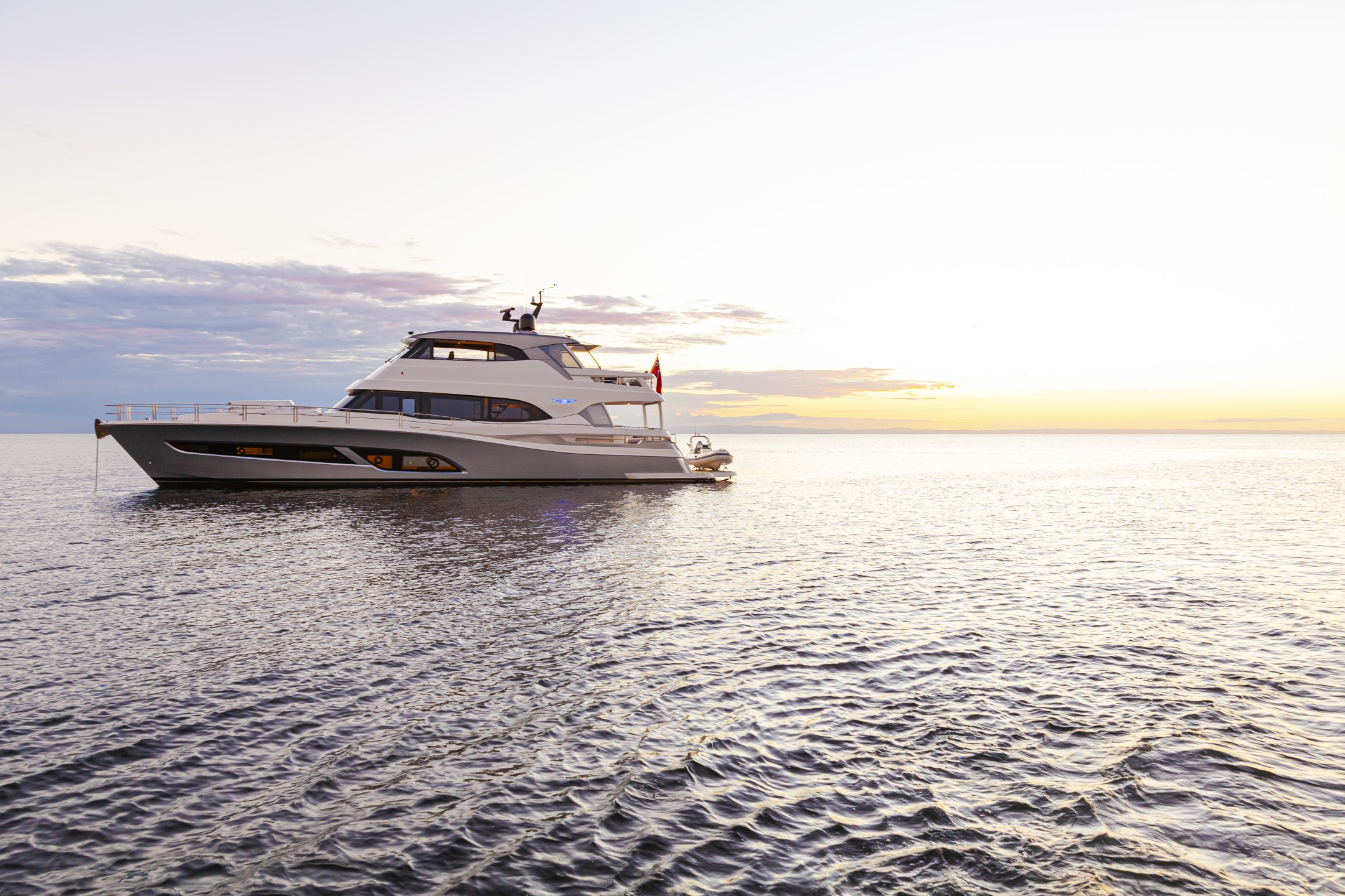 Riviera 78 MY – Riviera 78 Motor Yacht Sunset 03