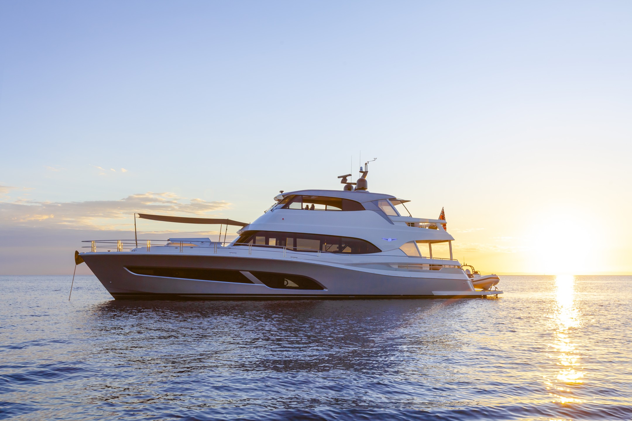 Riviera 78 MY – Riviera 78 Motor Yacht Sunset 08
