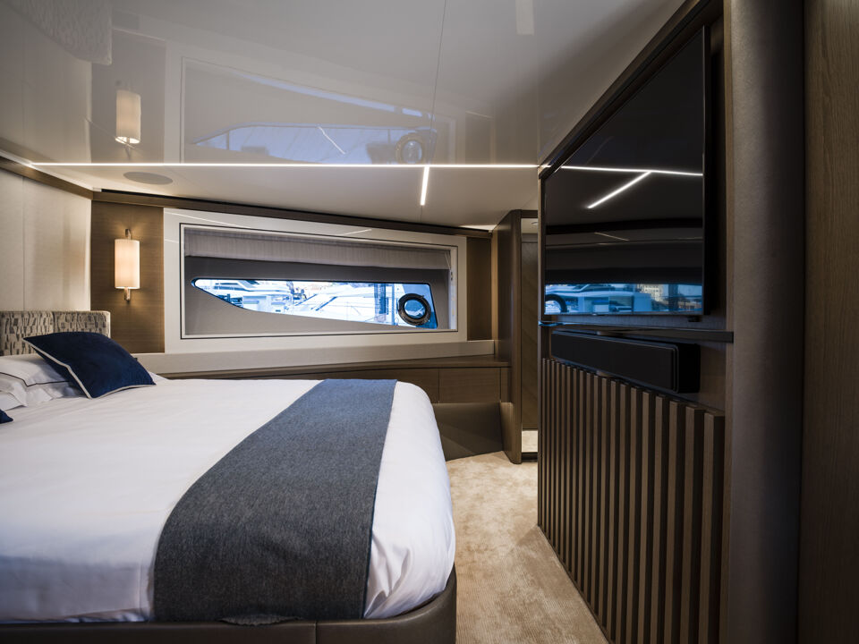 90 Ocean — bow seating
