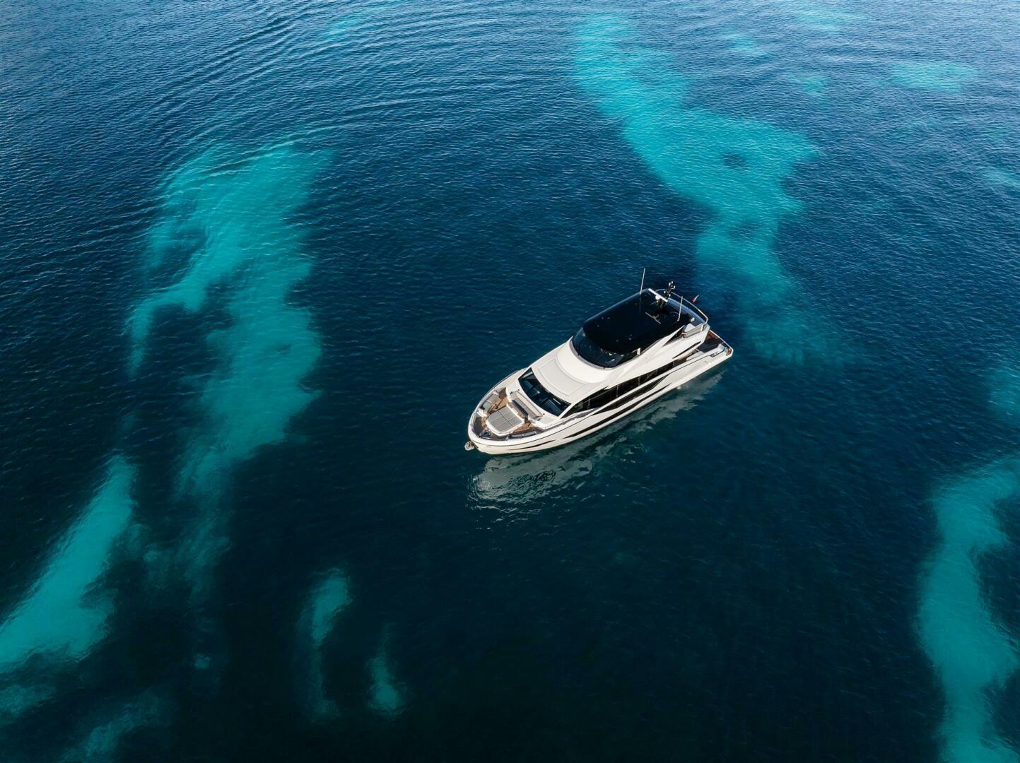 90 Ocean Enclosed — helm and dashboard