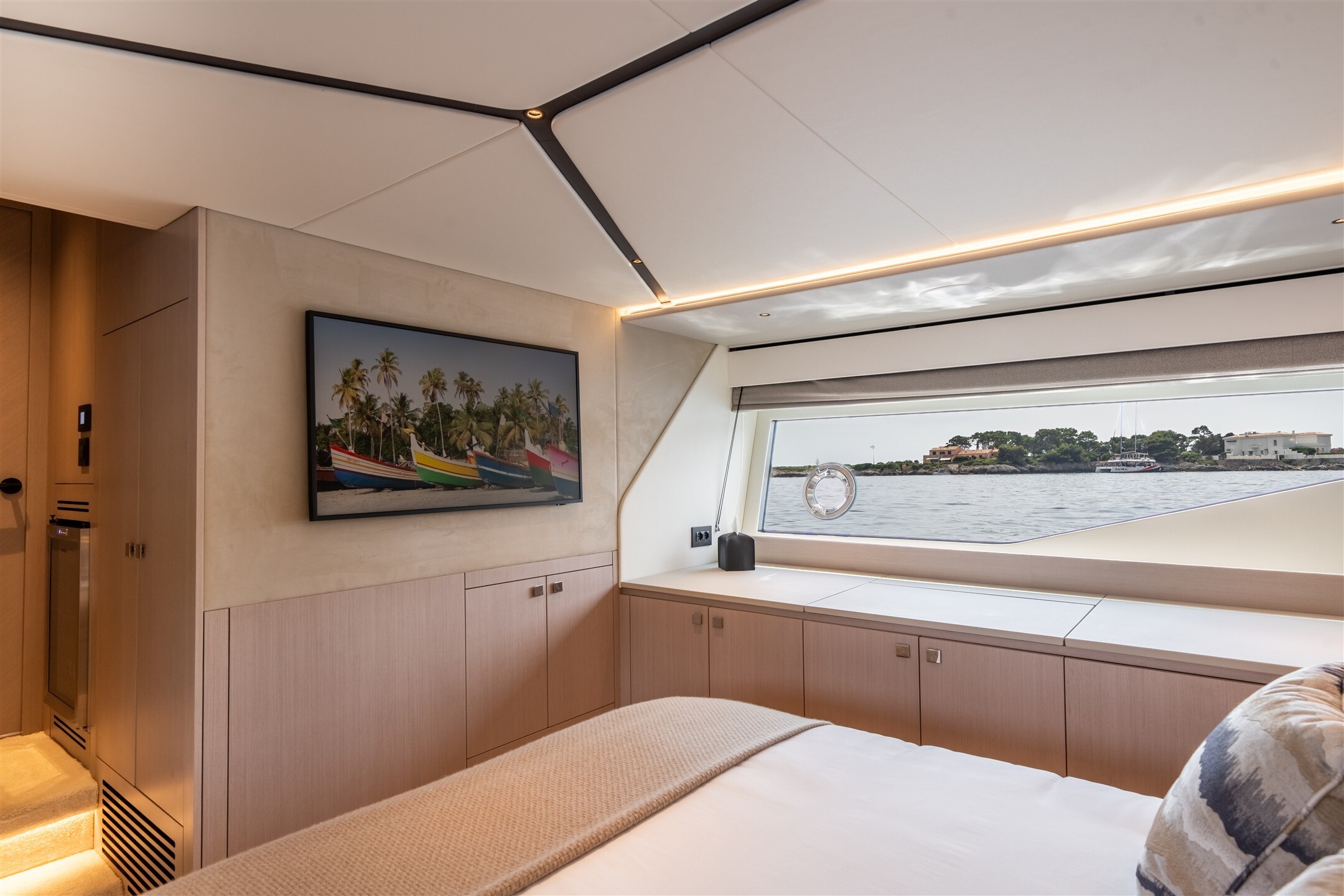 Predator 55 — bow seating
