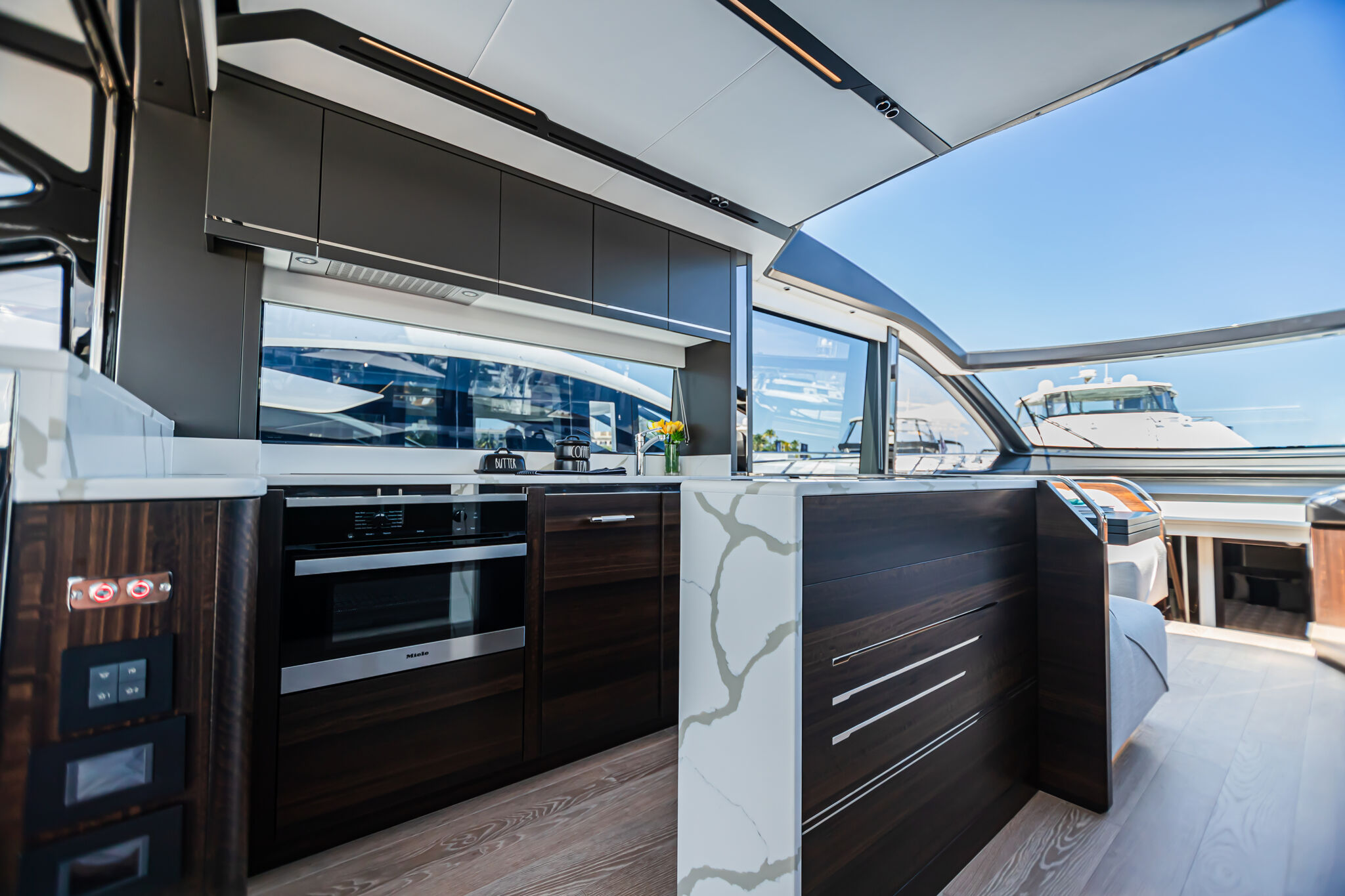 Predator 65 — hull shape detail, bow flare, waterline
