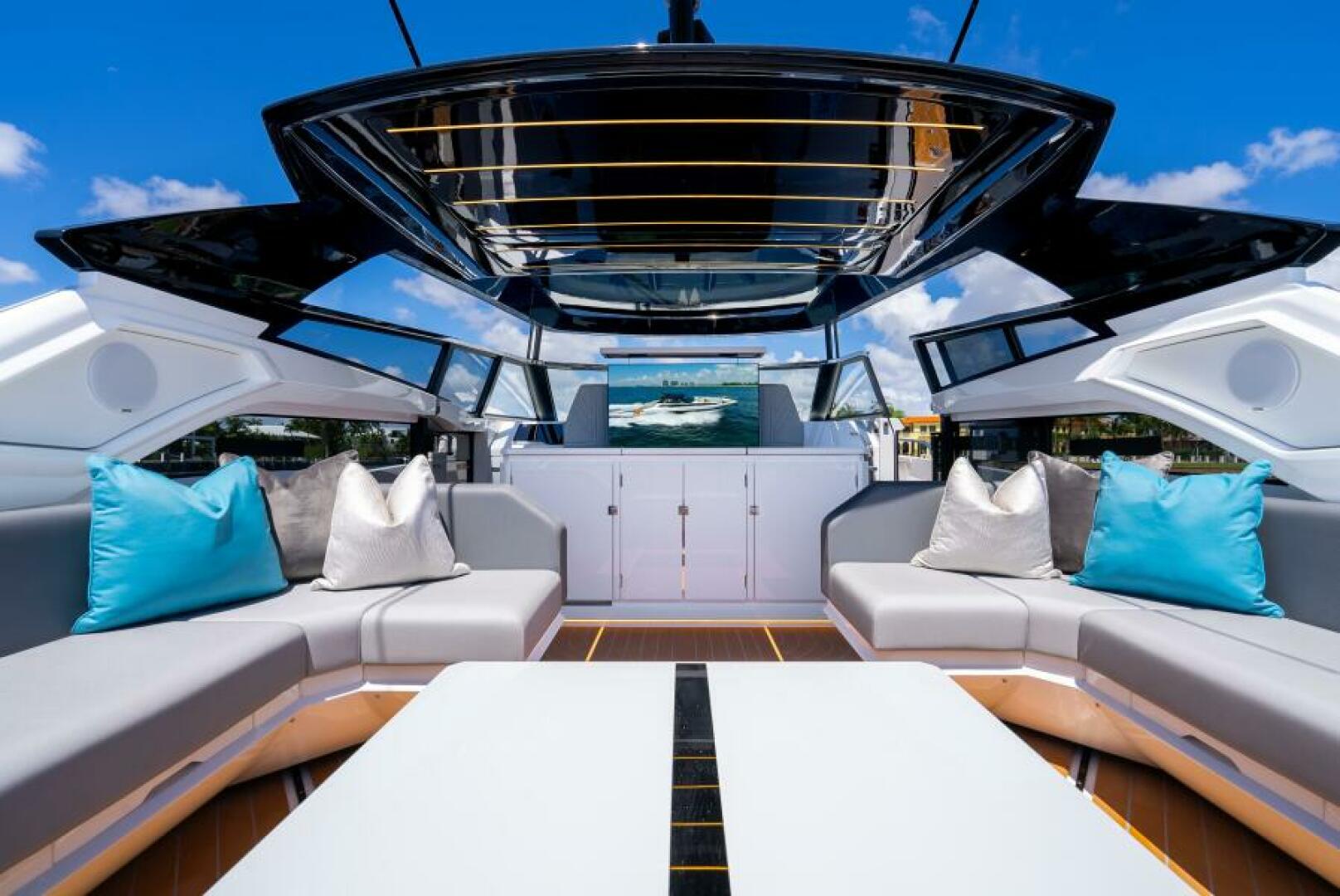 Sunseeker Superhawk 55 — transom lounge close, SUPERHAWK 55 name, Fort Lauderdale